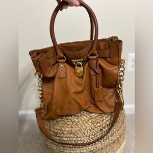 Michael Kors Tote with Shoulder strap- includes Duster bag